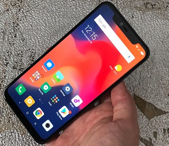 Xiaomi Mi 8 Review